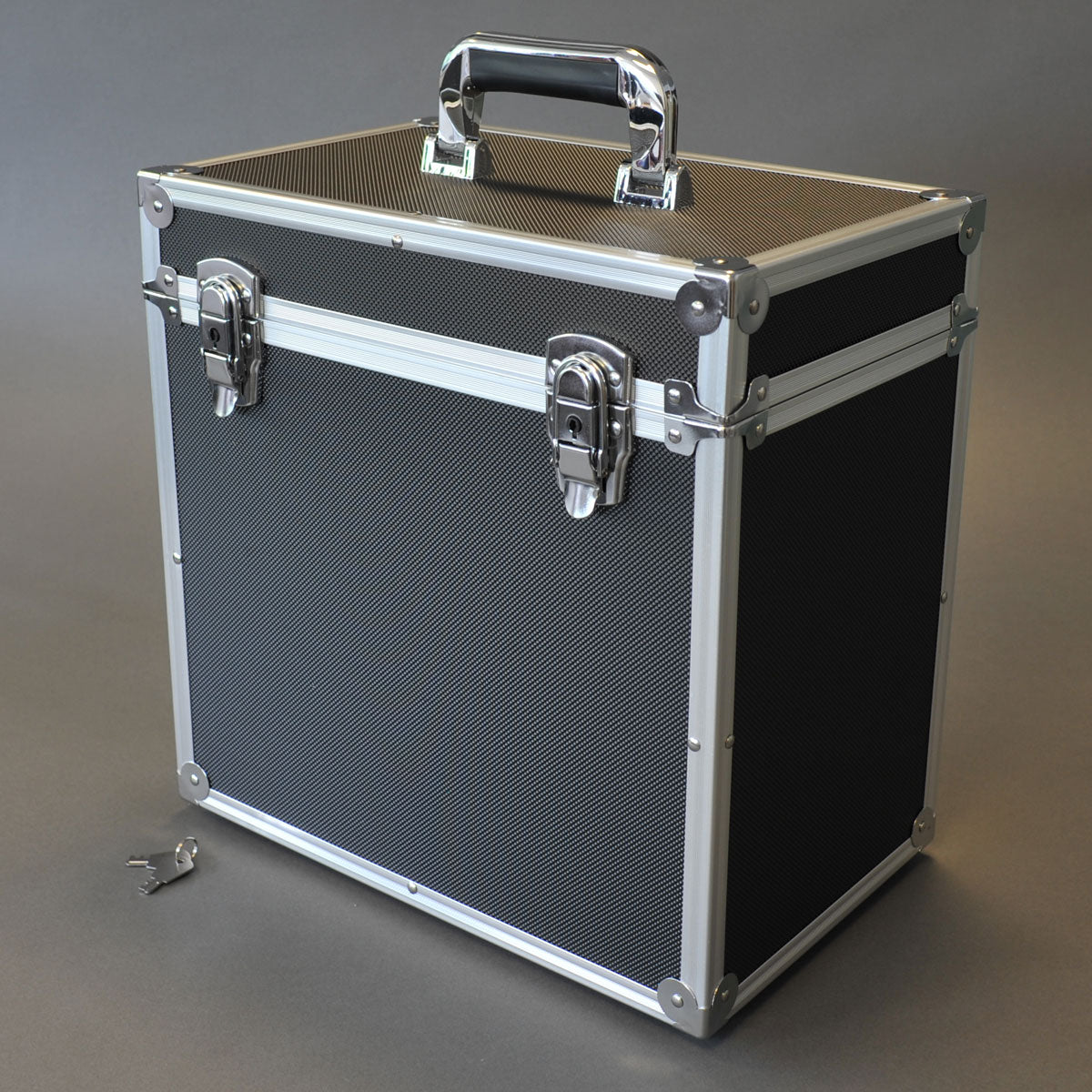 FLIGHT CASE ESTUCHE DE ALUMINIO NEGRO PARA 50 DISCOS DE LP 33 REVS VINILO 12 PULGADAS